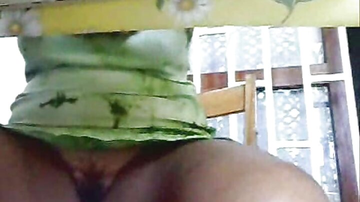 సన్నగా ఉన్న అమ్మాయితో POV పోర్న్