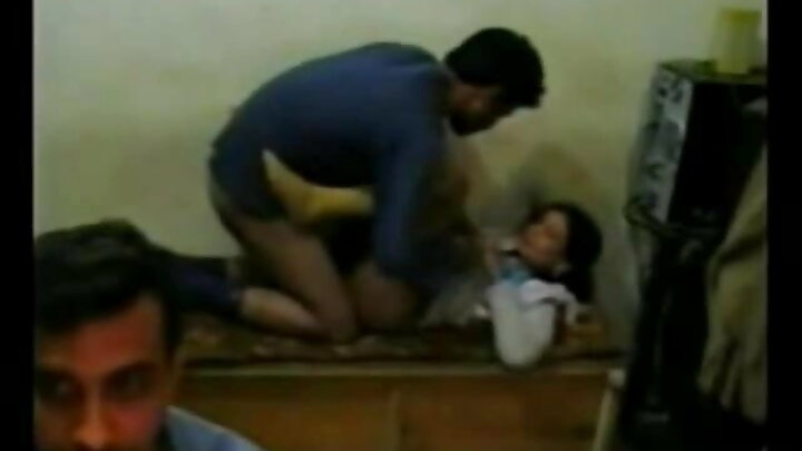 పెద్ద రొమ్ములు గల అమ్మాయితో POV పోర్న్